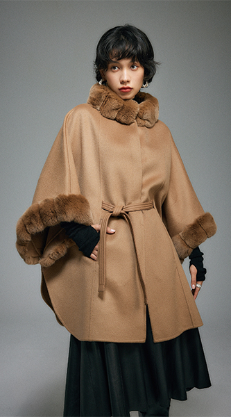 Statement Capes Trend 2025